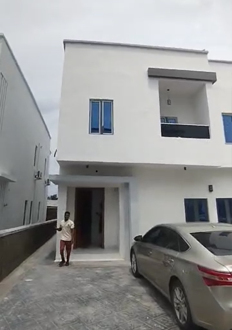 4 Bedroom Semi detached with BQ